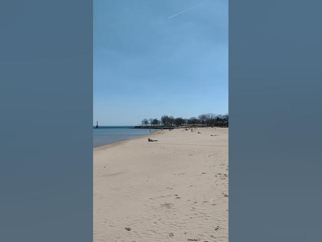 Video thumbnail for Foster Beach in Chicago, Illinois