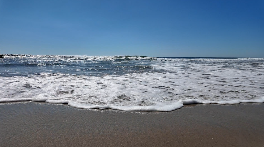 Video thumbnail for Search continues for missing 14-year-old swimmer in Wildwood