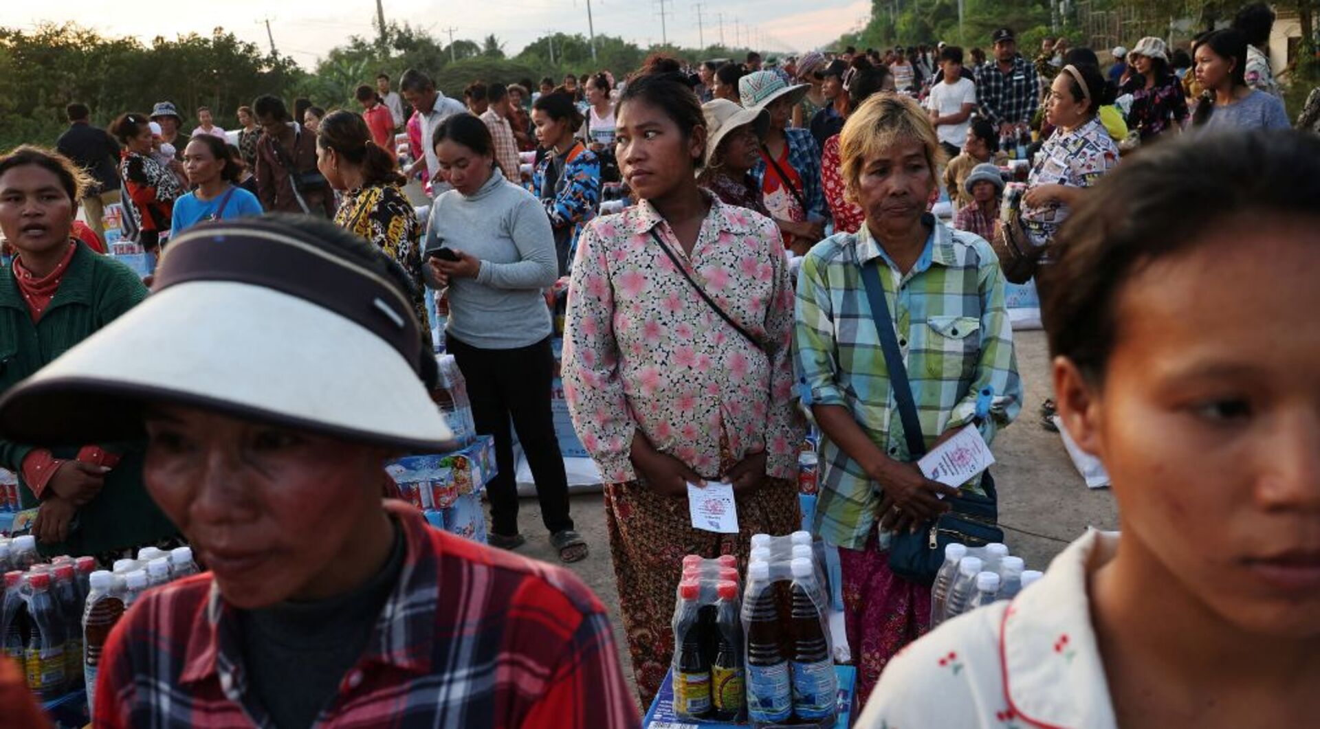 Video thumbnail for Thailand–Cambodia border war leaves hundreds of thousands displaced