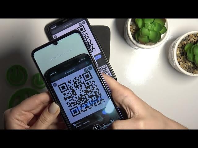 Video thumbnail for How to Scan QR Codes on the HUAWEI Nova Y70