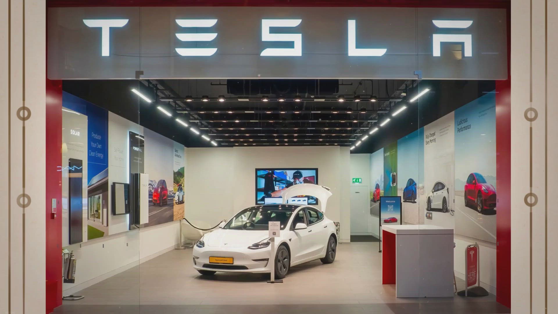 Video thumbnail for Tesla To Produce Four Million Units Of Cheaper EVs Annually