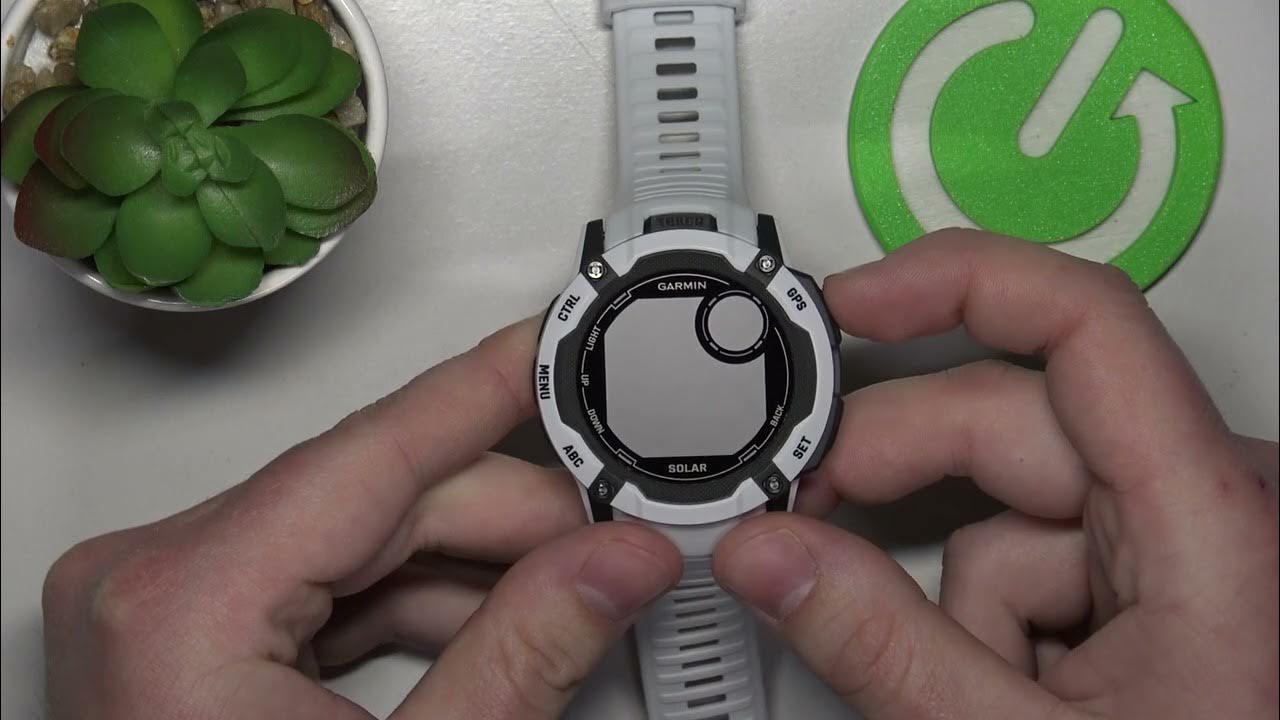 Video thumbnail for How to Turn Off the Garmin Watch