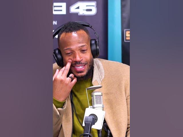 Video thumbnail for Marlon Wayans: Funeral Jokes Gone Wild! 😱 #shorts