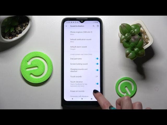 Video thumbnail for How to Enter Vibration Settings on MOTOROLA Defy - Open Vibration Settings