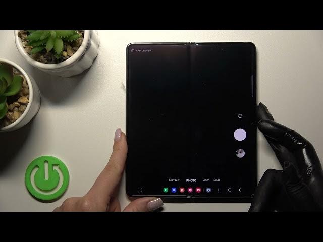 Video thumbnail for How to Activate Quick Launch in SAMSUNG Galaxy Z Fold 4 – Double Tap Power Key