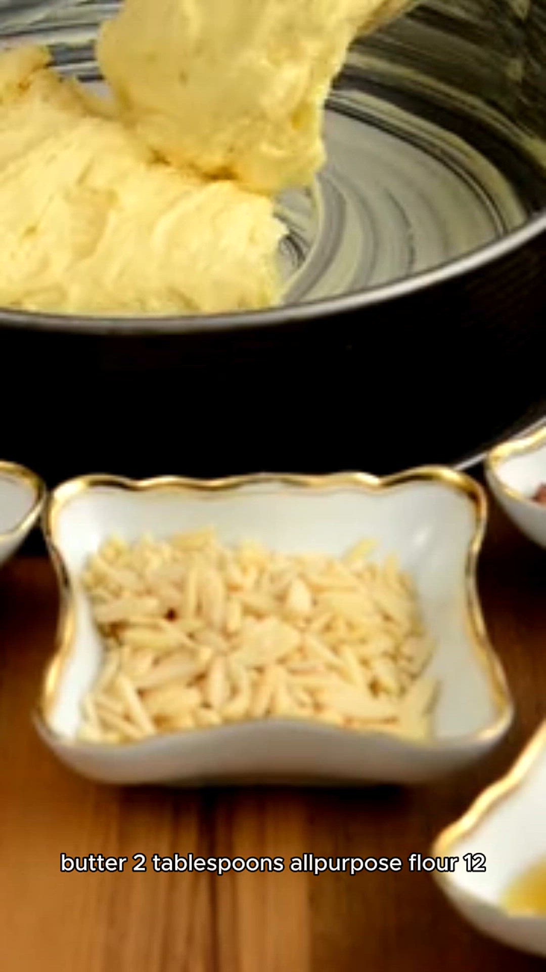 Video thumbnail for beef gravy recipe