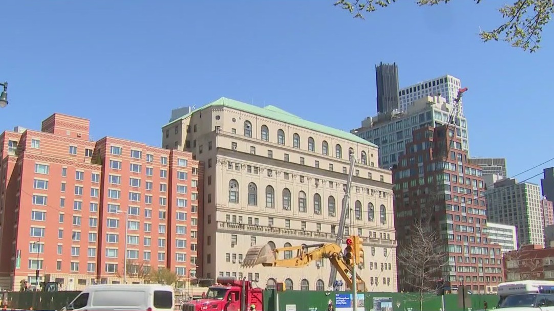 Video thumbnail for Brooklyn jail construction sounds bother neighbors