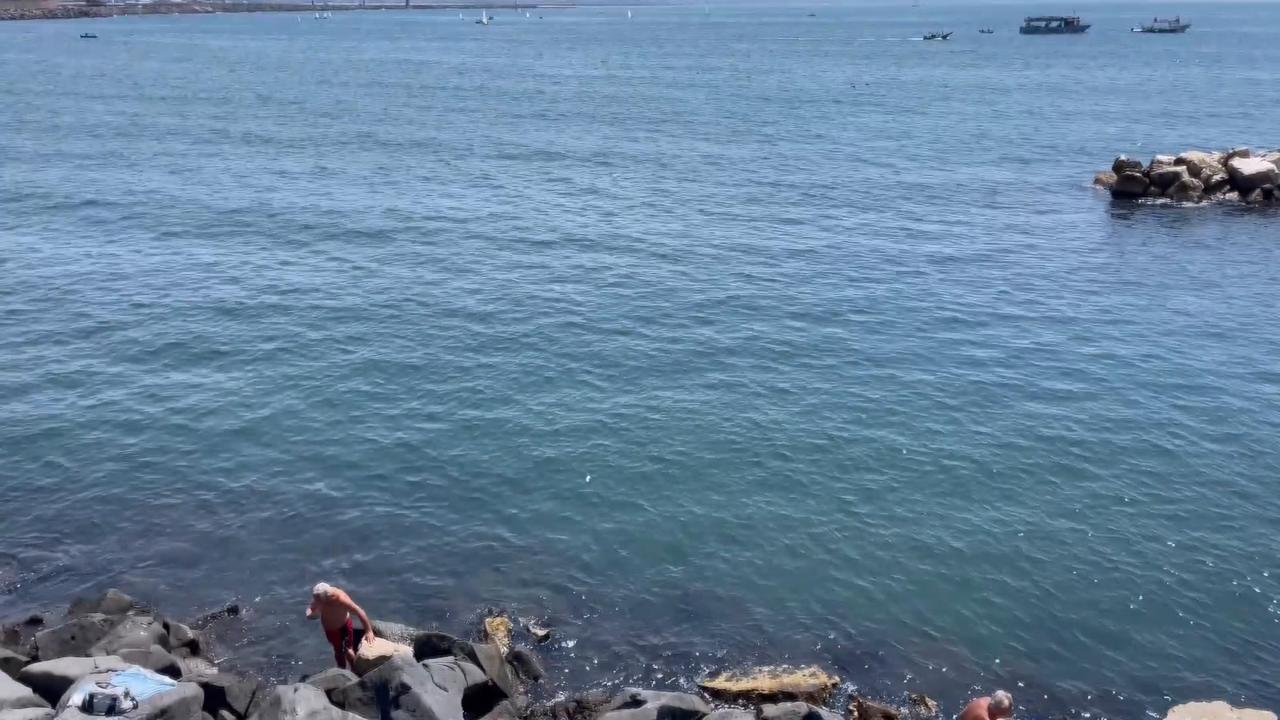 Video thumbnail for Italy: New heatwave grips Italy after brief temperature dip.