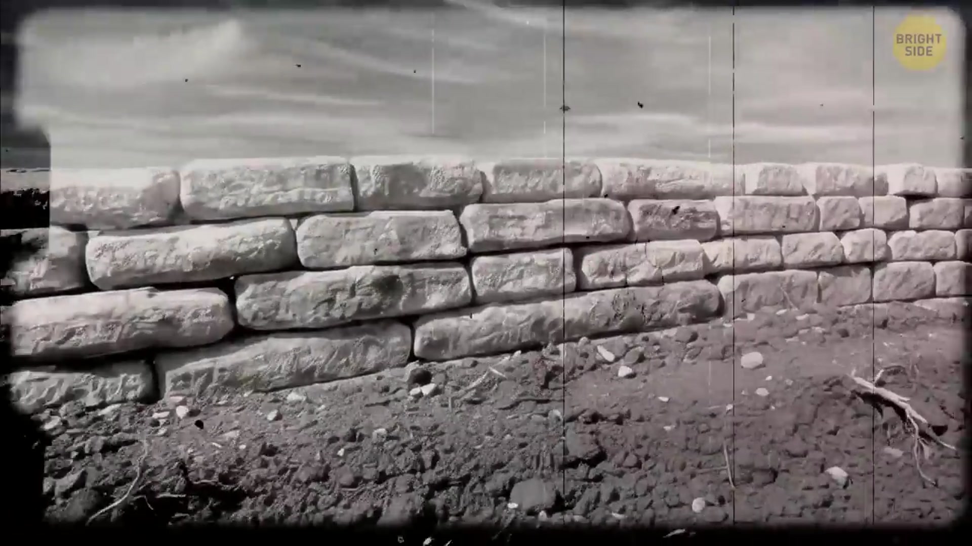 Video thumbnail for Farmers Found a Wall Beneath Texas   Experts Can t Explain It(720P HD)