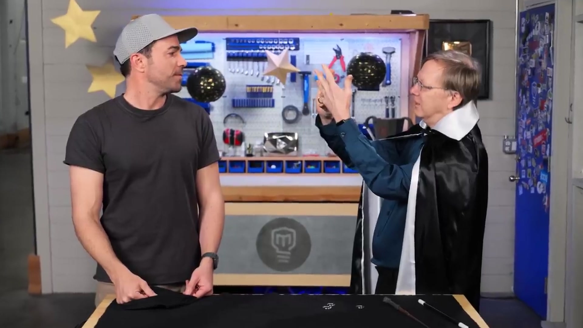 Video thumbnail for Revealing 5 Secret Magic Tricks With Science(720P HD)