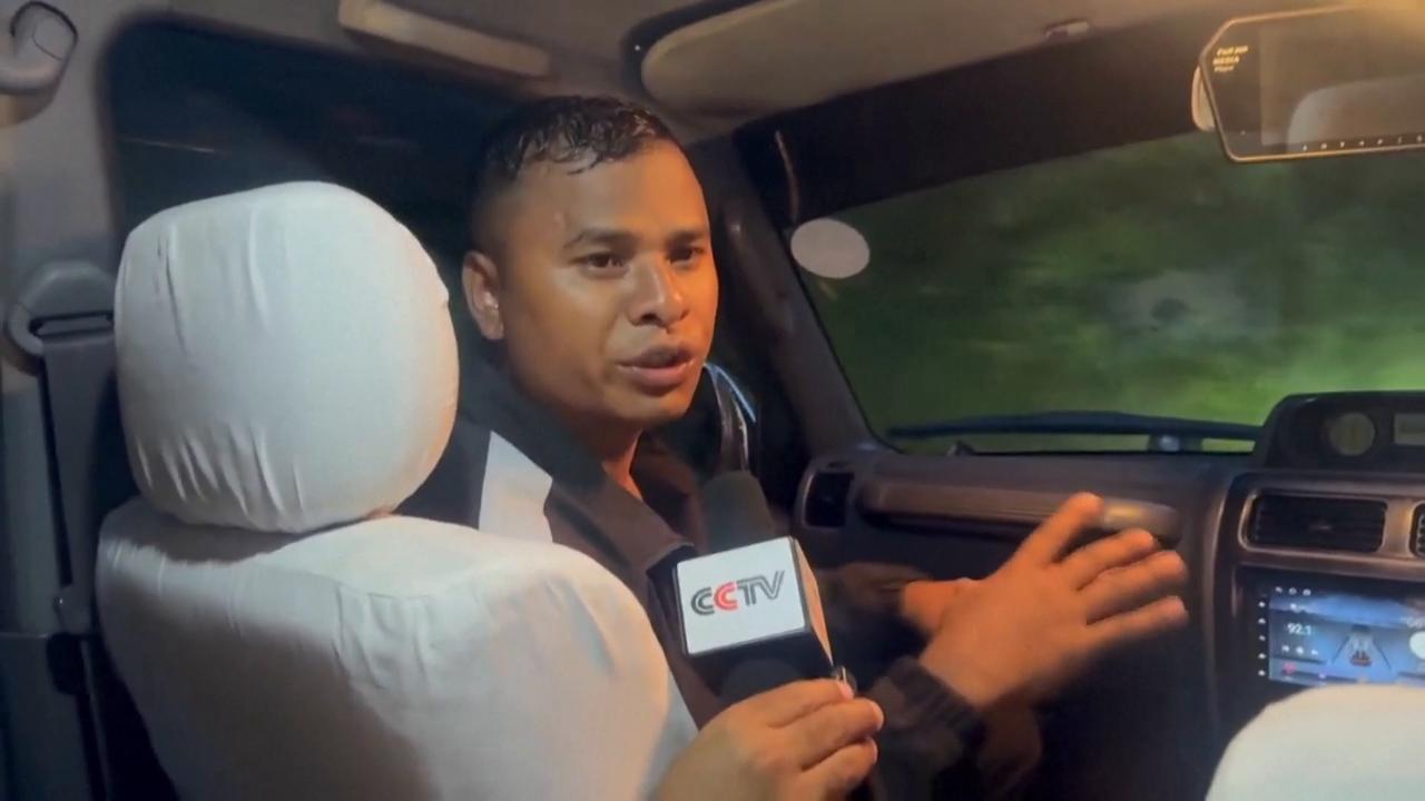 Video thumbnail for Nepal: Roads to mudslide-hit areas still blocked, hamper rescue efforts in Nepal.