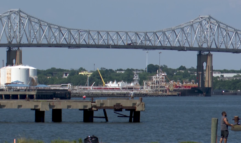 Video thumbnail for Toll of Commuting: Perth Amboy residents feel trapped when Route 440 traffic reaches residential streets