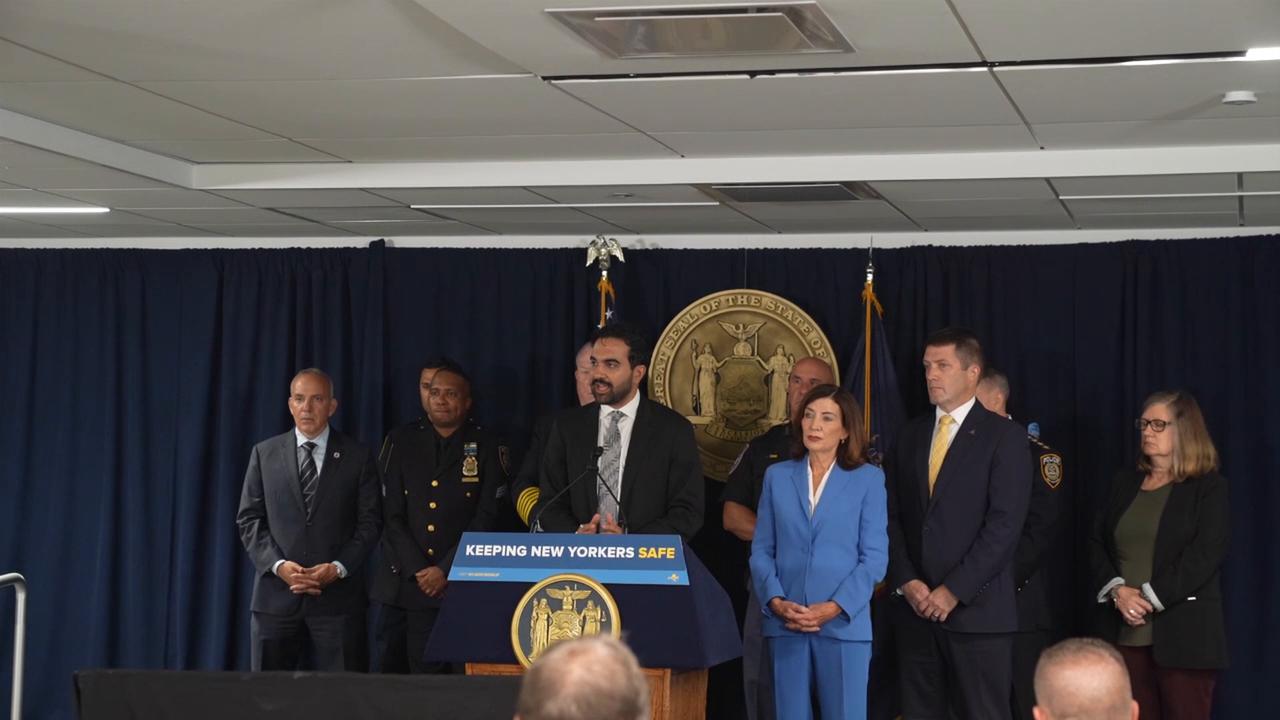 Video thumbnail for Governor Hochul and Mayor Mamdani Demand the Release of Federal Counterterrorism Funding 3.