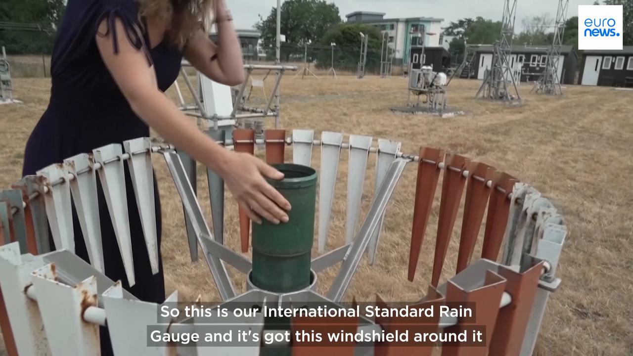 Video thumbnail for How scientists forecast heatwaves
