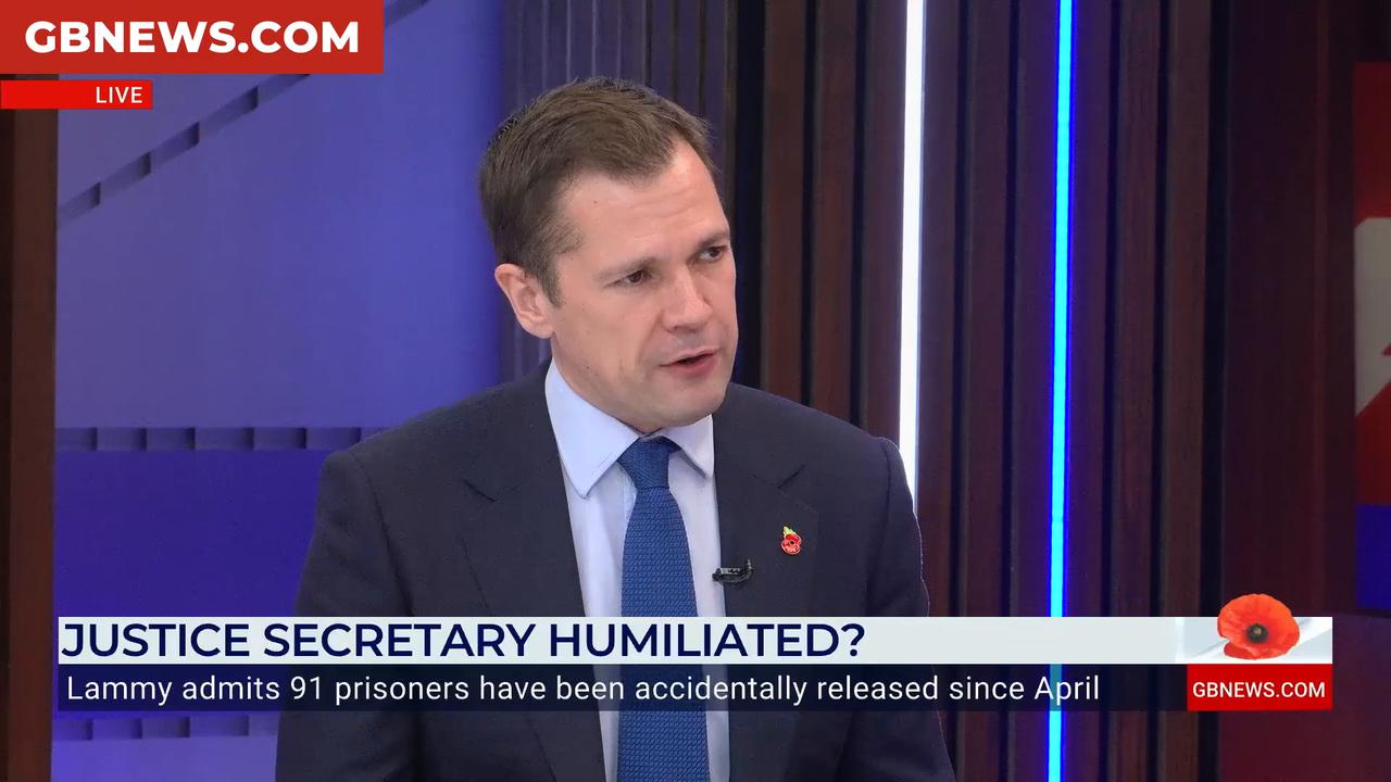 Video thumbnail for Watch Robert Jenrick's hilarious 'apology' to David Lammy for viral clown video