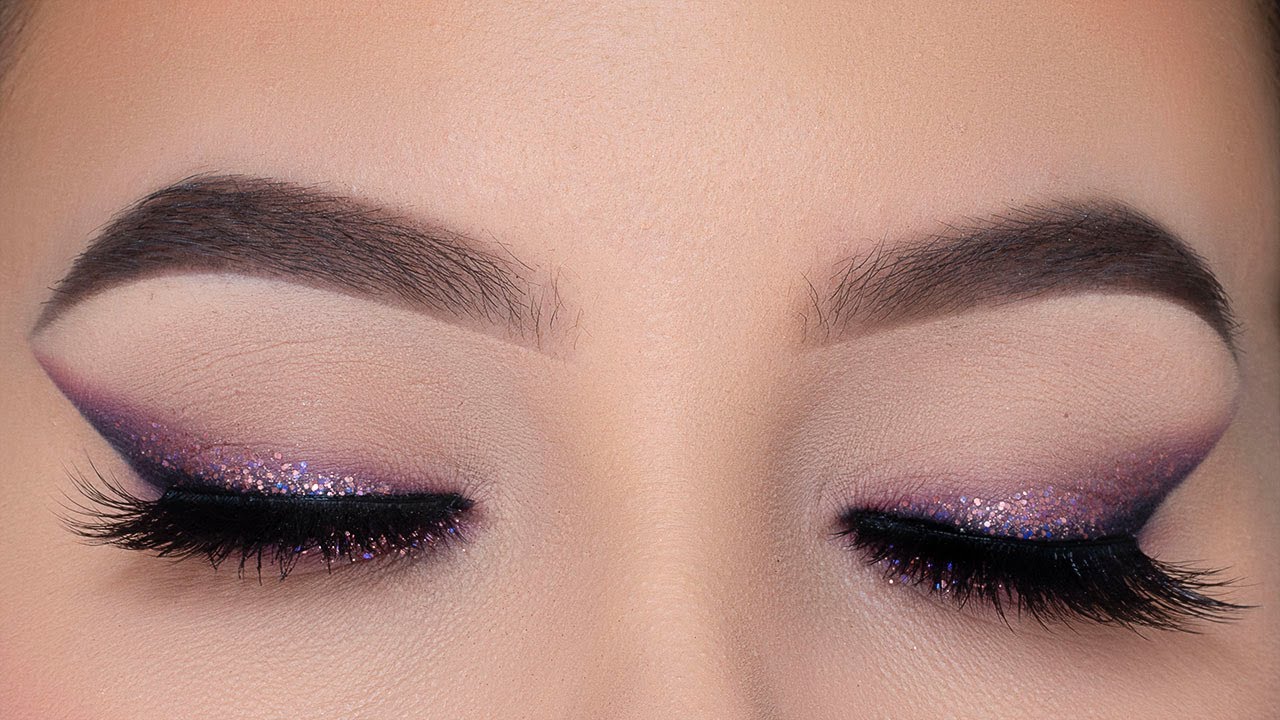 Video thumbnail for Easy Glitter Foxy Inspired Eye Makeup Tutorial