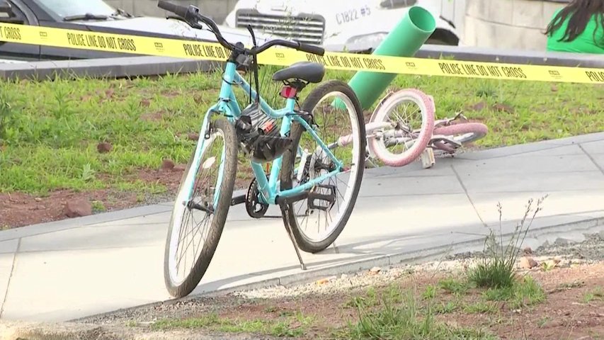 Video thumbnail for Police: 8-year-old girl in serious condition after hit by car while riding bike in Pomona