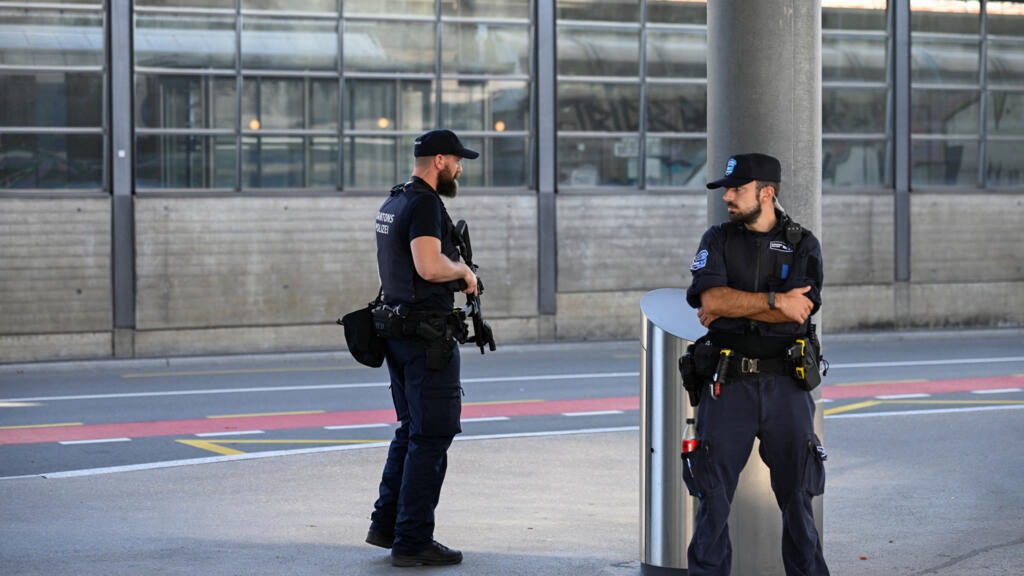 Video thumbnail for Gunman kills one at Swiss rave party