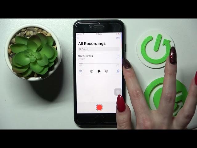 Video thumbnail for How to Record Sounds on iPhone SE (2022) - Voice Recorder