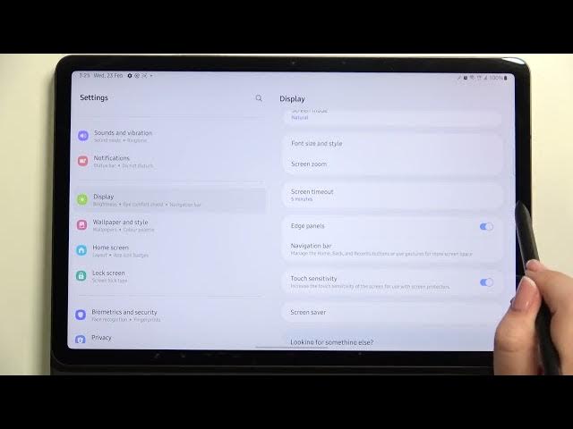 Video thumbnail for How to Change Navigation Type in SAMSUNG Galaxy Tab S8 – Set Gestures Navigation