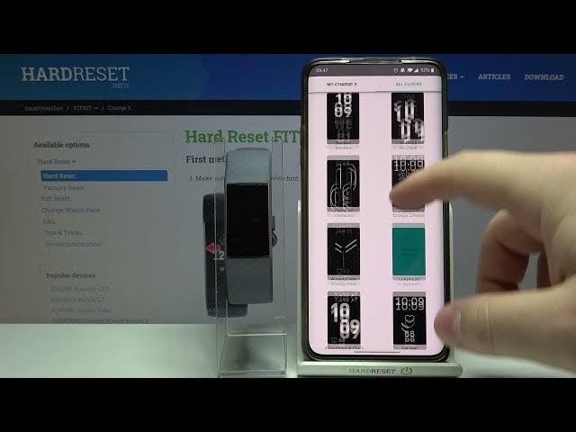 Video thumbnail for How to Change Watch Face in FITBIT Charge 3 – Customize Screen Look