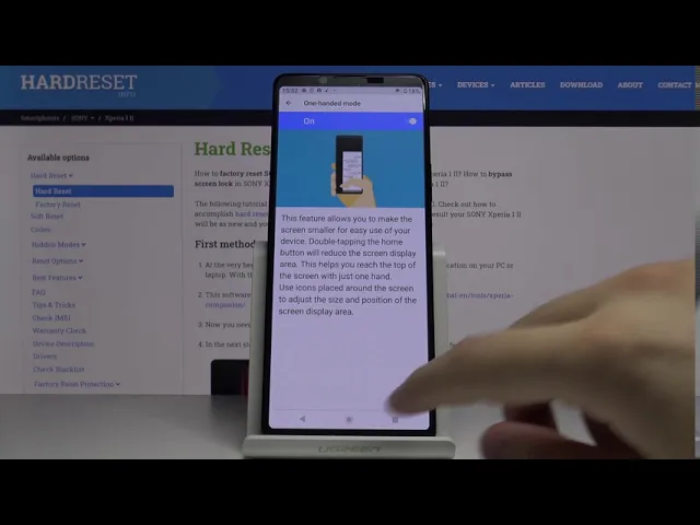 Video thumbnail for How to Enter One Hand Mode in SONY Xperia II – Make Screen Smaller