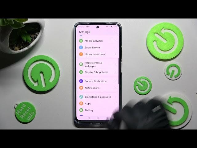 Video thumbnail for How to Turn On / Turn Off the Automatic Display Brightness Feature on the HUAWEI Nova 10 SE