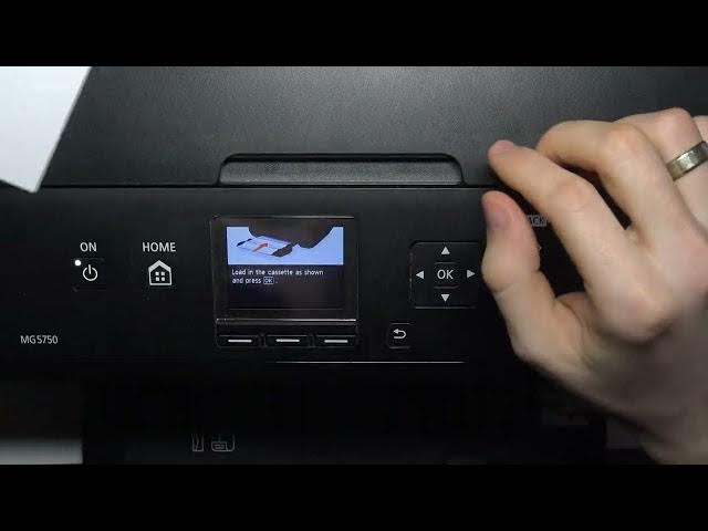 Video thumbnail for How to clean bottom plane on Canon MG5700 series / Clear bottom plane no Canon MG5750