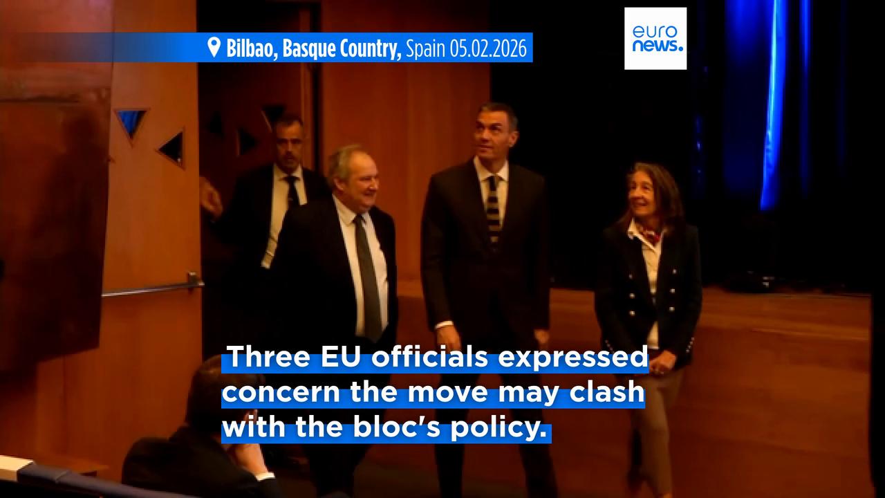 Video thumbnail for Exclusive: EU Commission balks at Sánchez’s regularisation of undocumented migrants