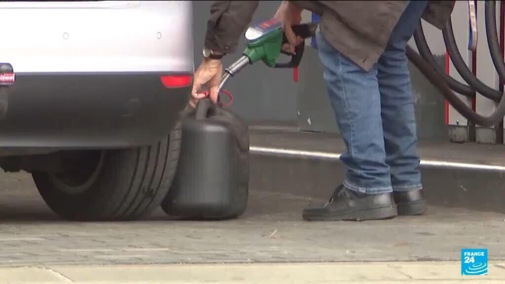 Video thumbnail for France announces crisis loans for firms hit by fuel-price surge