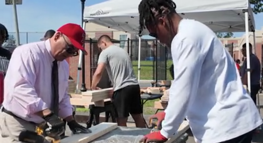 Video thumbnail for San Francisco 49ers Ji'Ayir Brown partners with Sleep in Heavenly Peace to build beds for Trenton children