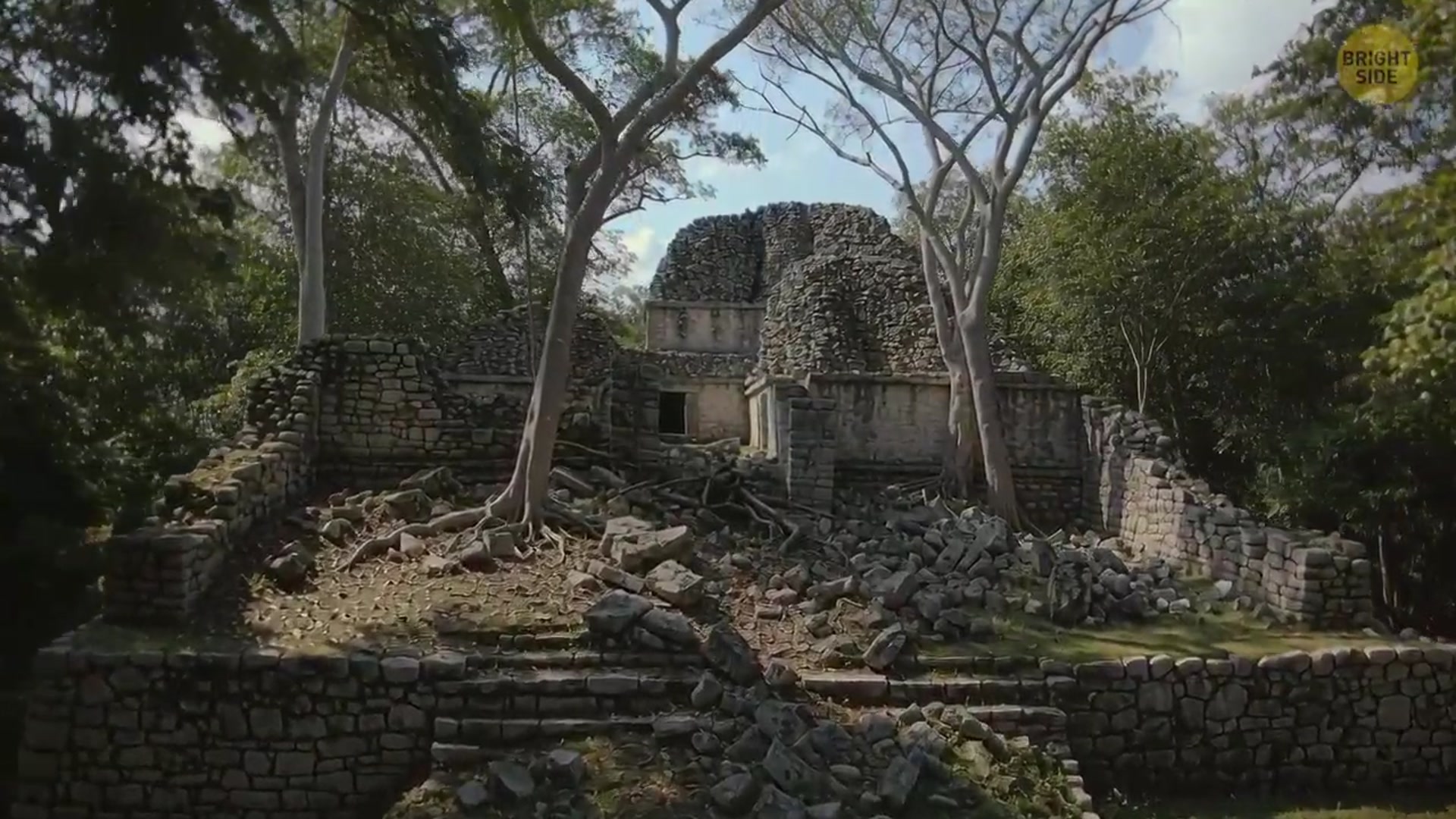 Video thumbnail for Untouched Ancient Maya City with Pyramids Found in Mexico(720P HD)