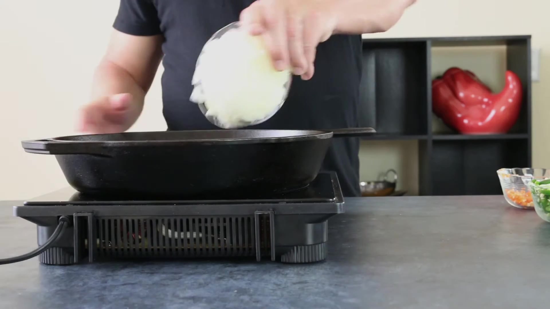 Video thumbnail for HOMEMADE Spicy Honey BBQ Sauce (1080p_24fps_H264-128kbit_AAC-English)