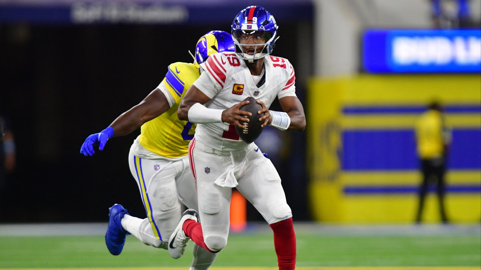 Video thumbnail for Jaxson Dart Injury: Giants' Season Prospects with Winston
