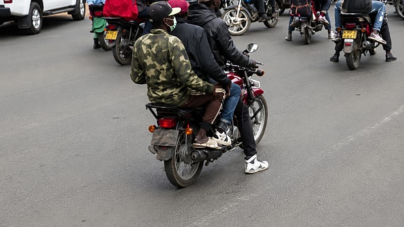Video thumbnail for Kenya: Rights groups warn of growing 'goon' culture