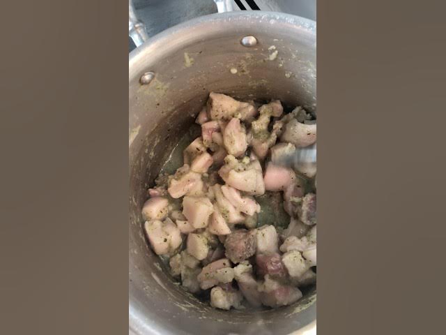 Video thumbnail for Cómo hacer unos deliciosos chicharrones 😋😋 #viral #arianagatita #cocina #delicioso