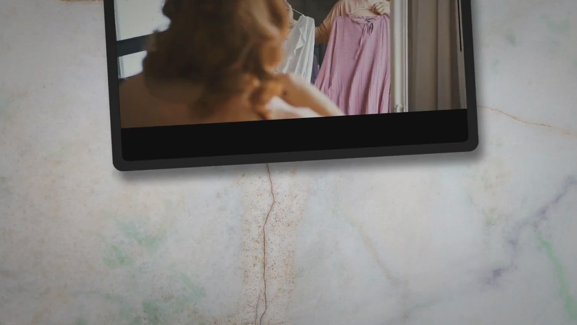 Video thumbnail for Most Flattering Dresses for Plus-Size Women