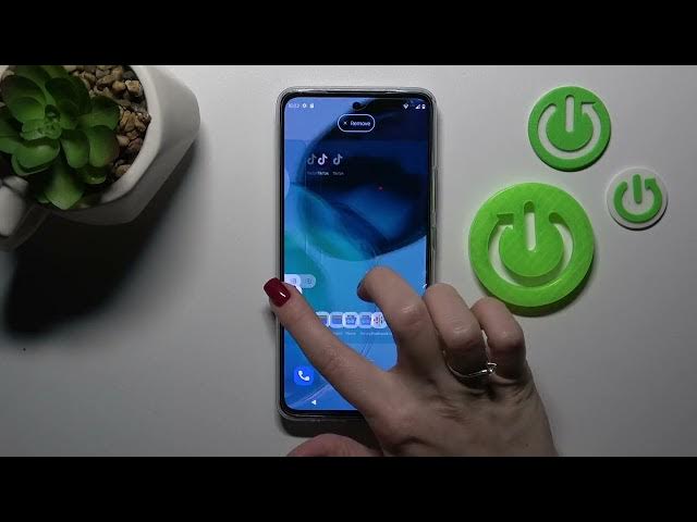 Video thumbnail for How to Create Home Screen Folders on Motorola Moto G72 - Add Folders to Home Screen