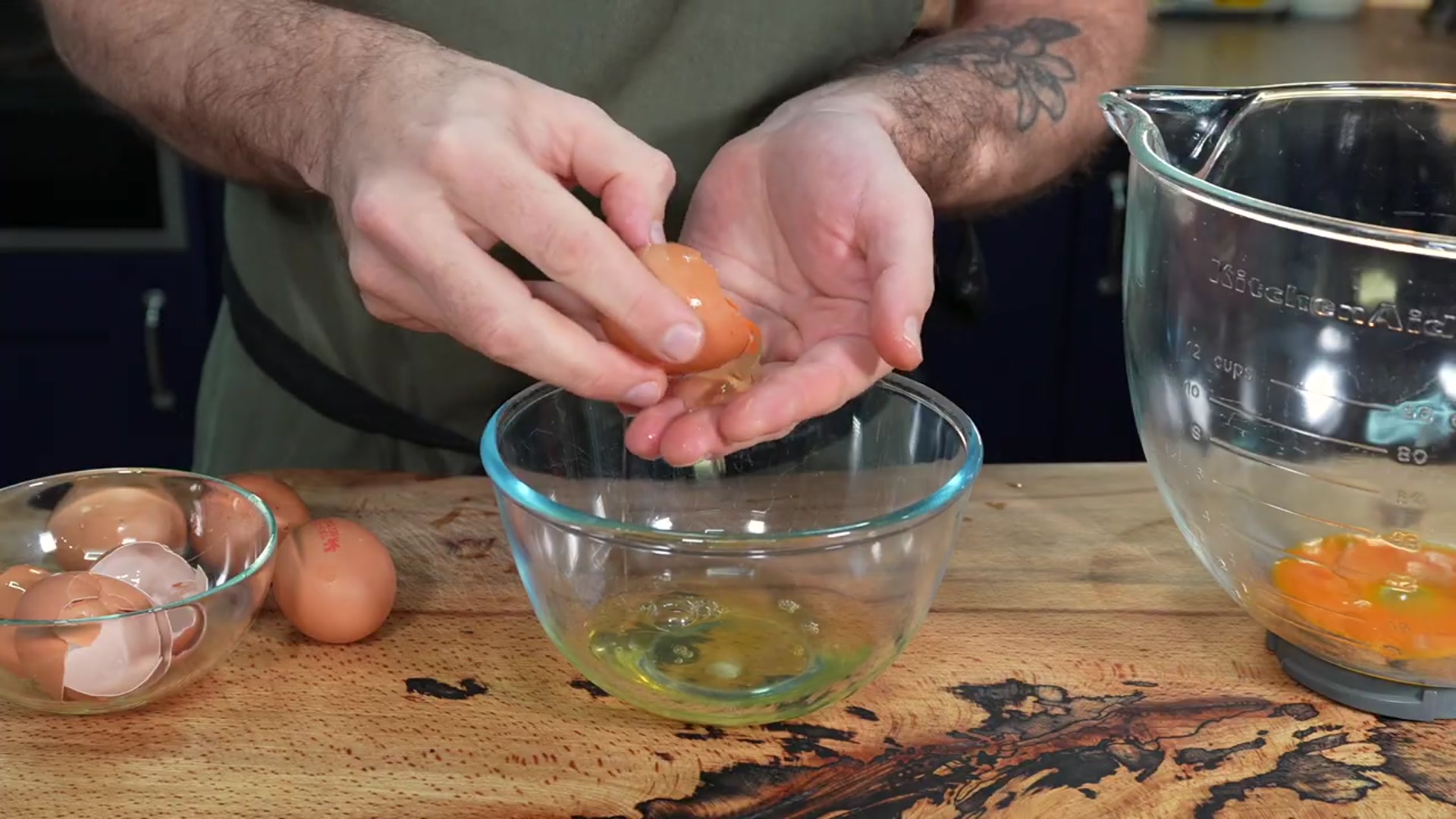 Video thumbnail for Classic Homemade Eggnog (Creamy Christmas Holiday Drink)(720P HD)