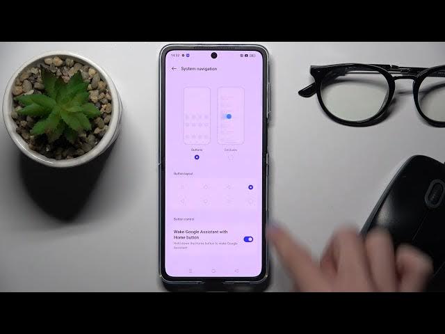 Video thumbnail for How to Change System Navigation on OPPO Find N2 Flip?