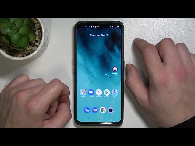 Video thumbnail for Realme GT Neo 2 - How To Change Display Brightness
