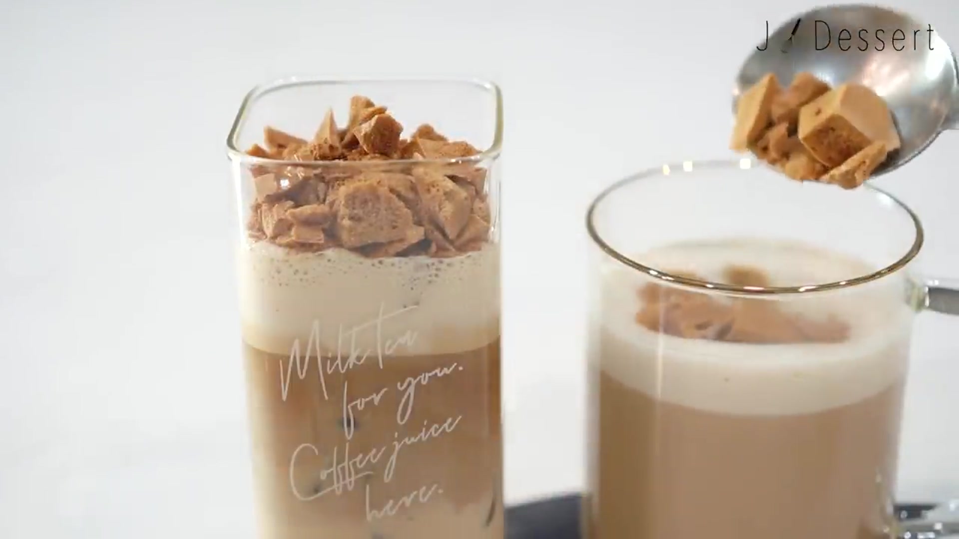 Video thumbnail for 실패없이 완벽한 달고나 만드는 방법 달고나라떼 Dalgona latte __ 지니 Jiny(720P_HD)