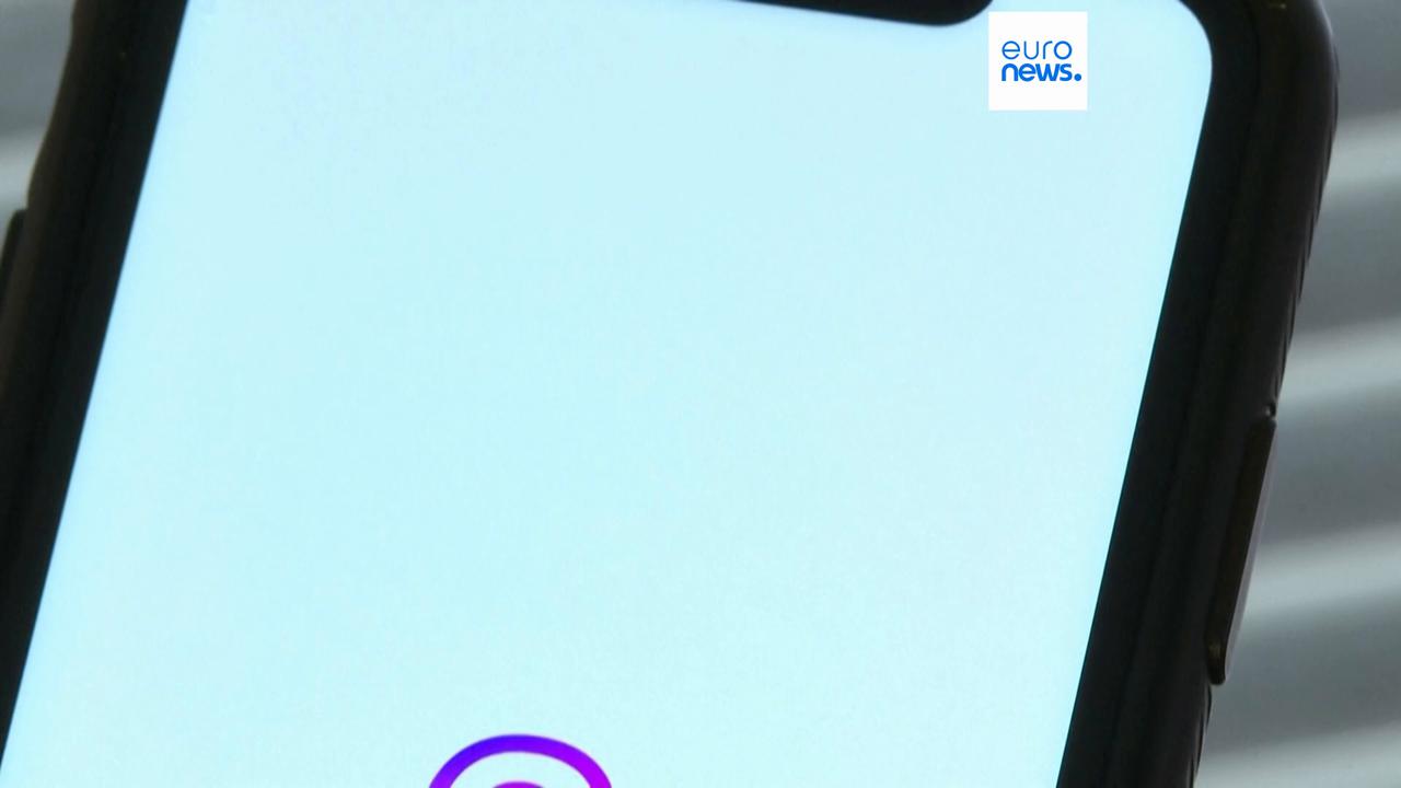 Video thumbnail for EU demands Facebook and Instagram dismantle 'addictive' design features