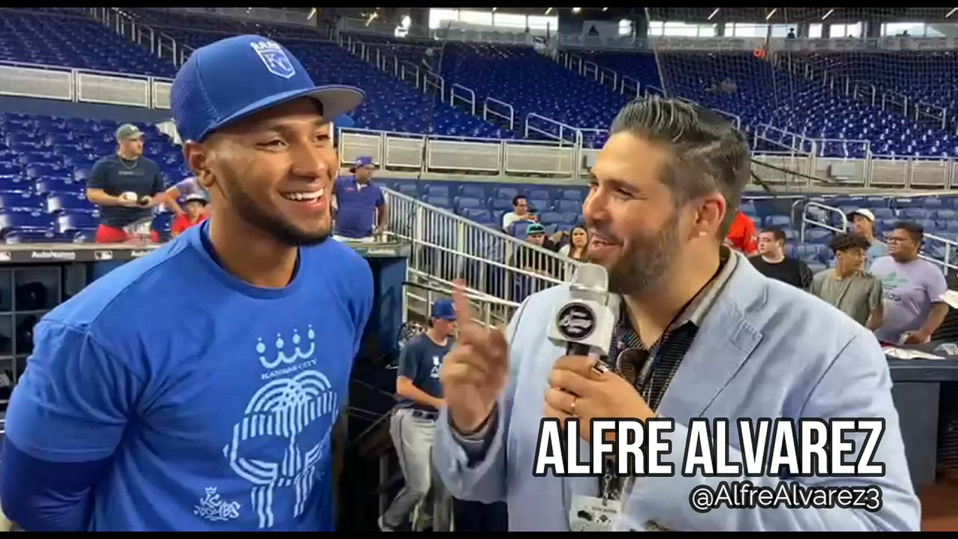 Video thumbnail for Entrevista a Edward Olivares de los Kansas City Royals