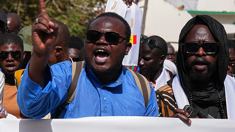 Video thumbnail for Senegalese workers protest rising living costs ahead of three-day general strike