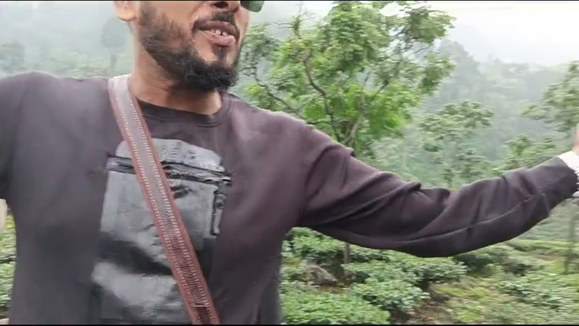 Video thumbnail for WhatsApp Video 2024-06-13 at 19.33.41