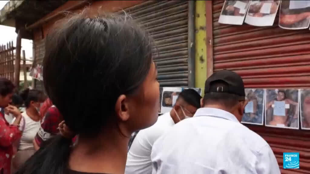 Video thumbnail for Nepal: Thousands still missing as death toll rises