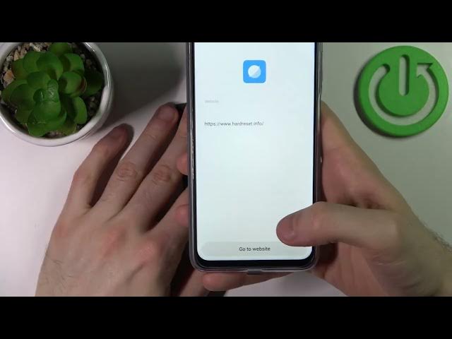 Video thumbnail for How to Scan QR Codes on the POCO M5