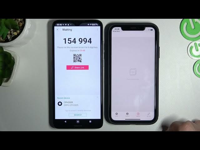 Video thumbnail for How to Transfer Files from Android to iOS | Backup your Data on your New iOS