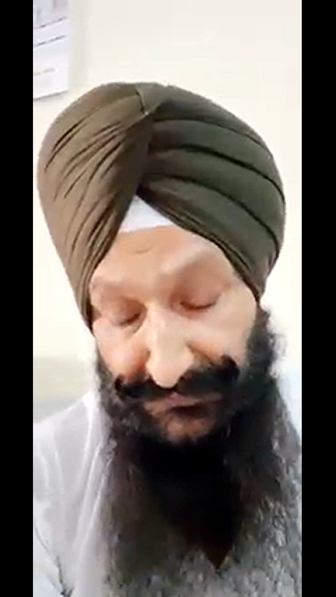 Video thumbnail for ਚਾਲੀ ਮੁੰਡੇ ਮੇਰੀਆਂ ਅੱਖਾਂ ਸਾਹਮਣੇ ਬੁੱਚੜ  ਇੰਸਪੈਕਟਰ ਨੇ ਮਾਰੇ